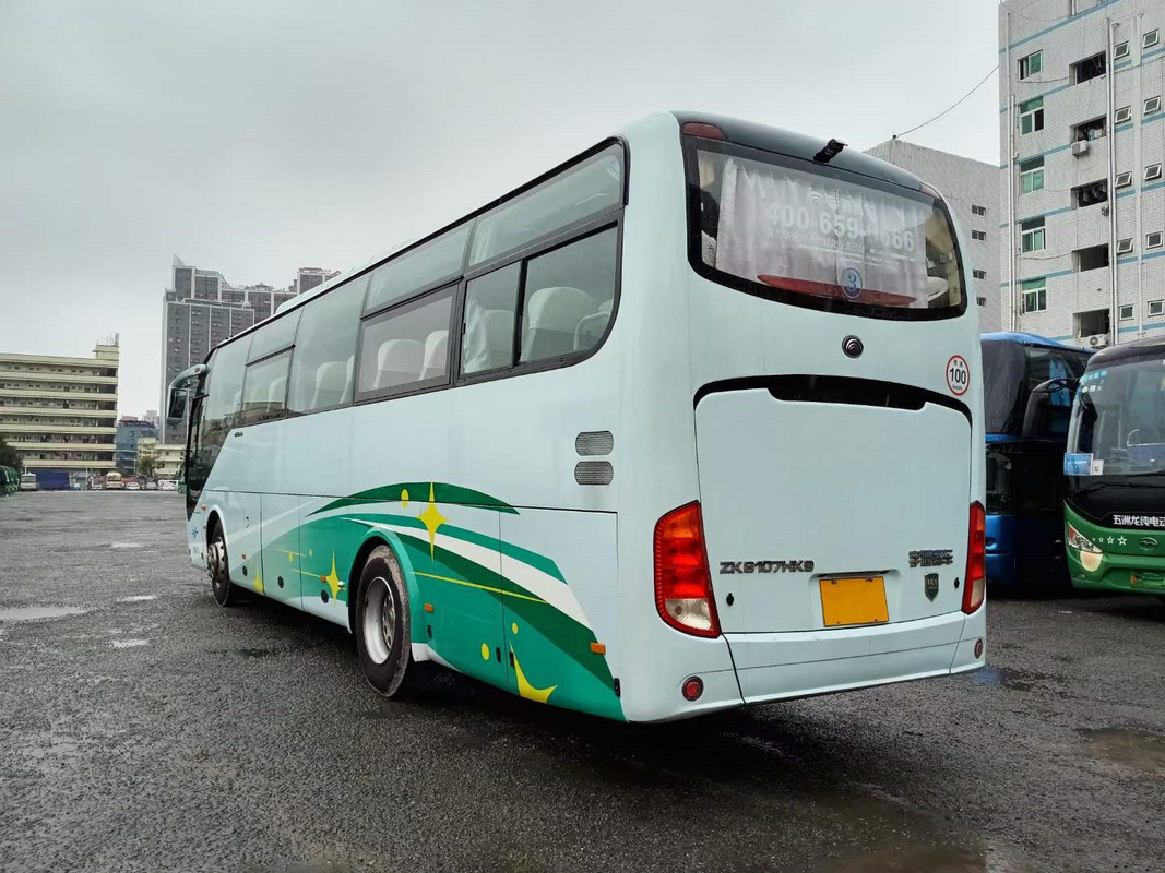 Los vehículos de transporte público usados utilizaron los bus turístico diesel de LHD utilizaron al coche interurbano Buses de los pasajeros