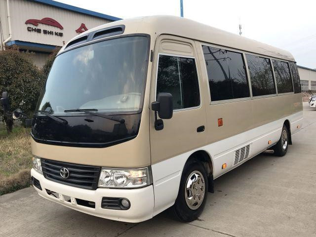 El autobús de segunda mano de la gasolina del autobús 3TR del práctico de costa de Toyota utilizó uso del año de Mini Buses de 23 asientos en 2013