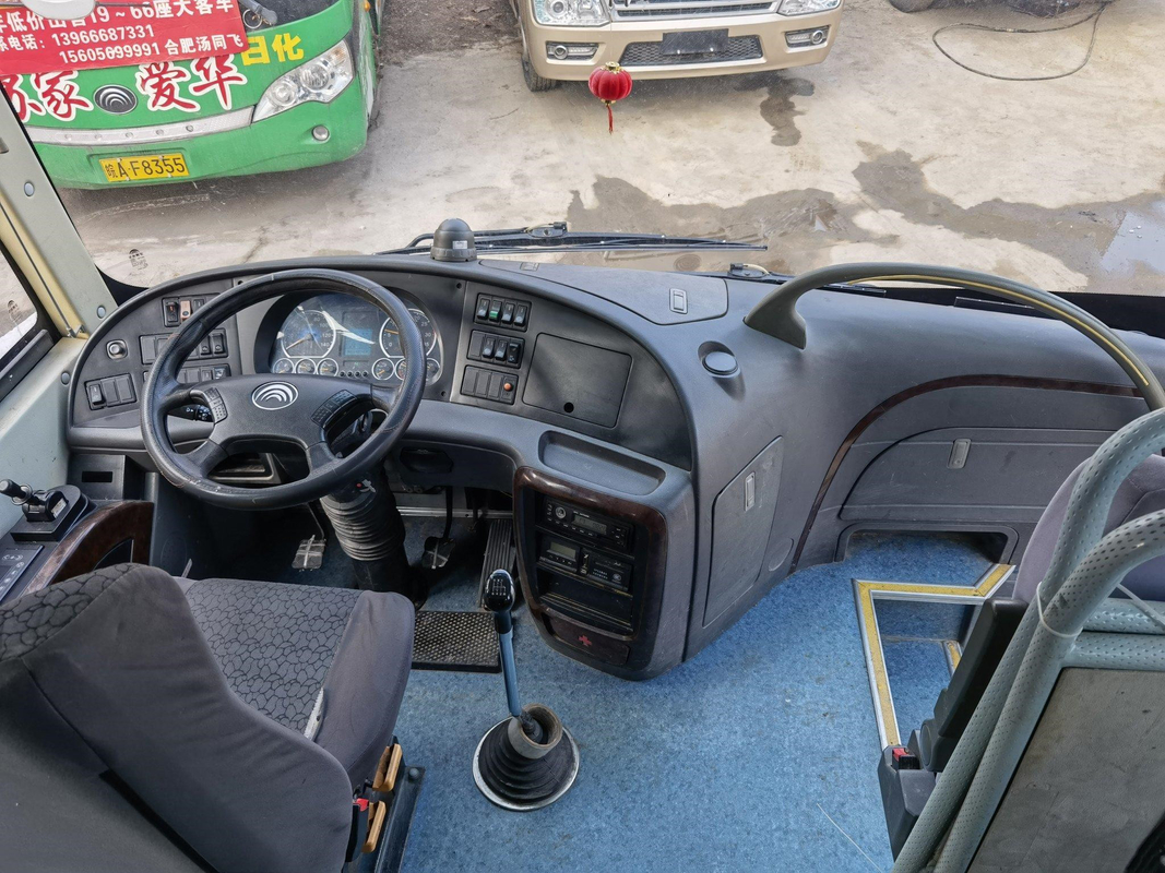 Yutong de lujo de segunda mano transporta 24-35 asientos públicos diesel usados que la ciudad transporta LHD utilizó al coche Buses In 2014 años
