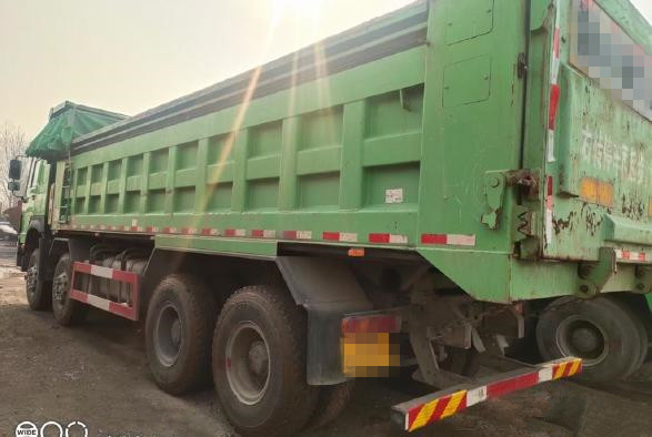 Camión volquete 8*4 de Mitsubishi Fuso de la segunda mano con 371hp la carga del motor 40ton en venta