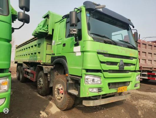 Camión volquete 8*4 de Mitsubishi Fuso de la segunda mano con 371hp la carga del motor 40ton en venta