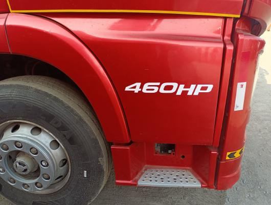 FAW utilizó 8x4 18 Ton Cargo Trucks With 12wheels usado para el uso del cargo en buenas condiciones