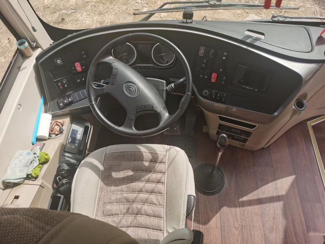 Dirección de la derecha del transporte del autobús del autobús 36seats Yutong de la segundo mano de Bus Luxury Zk 6876 del coche