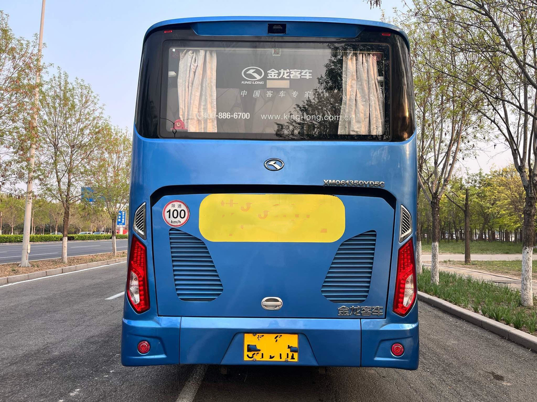 El autobús nuevo XMQ6135 de Kinglong utilizó al coche Buses 56 asientos LHD Front Engine Double Axle