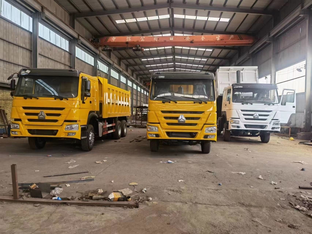 la dirección izquierda-derecha de 6*4 8*4 utilizó el descargador de la impulsión de la mano de Tipper Truck 371/375hp segundo