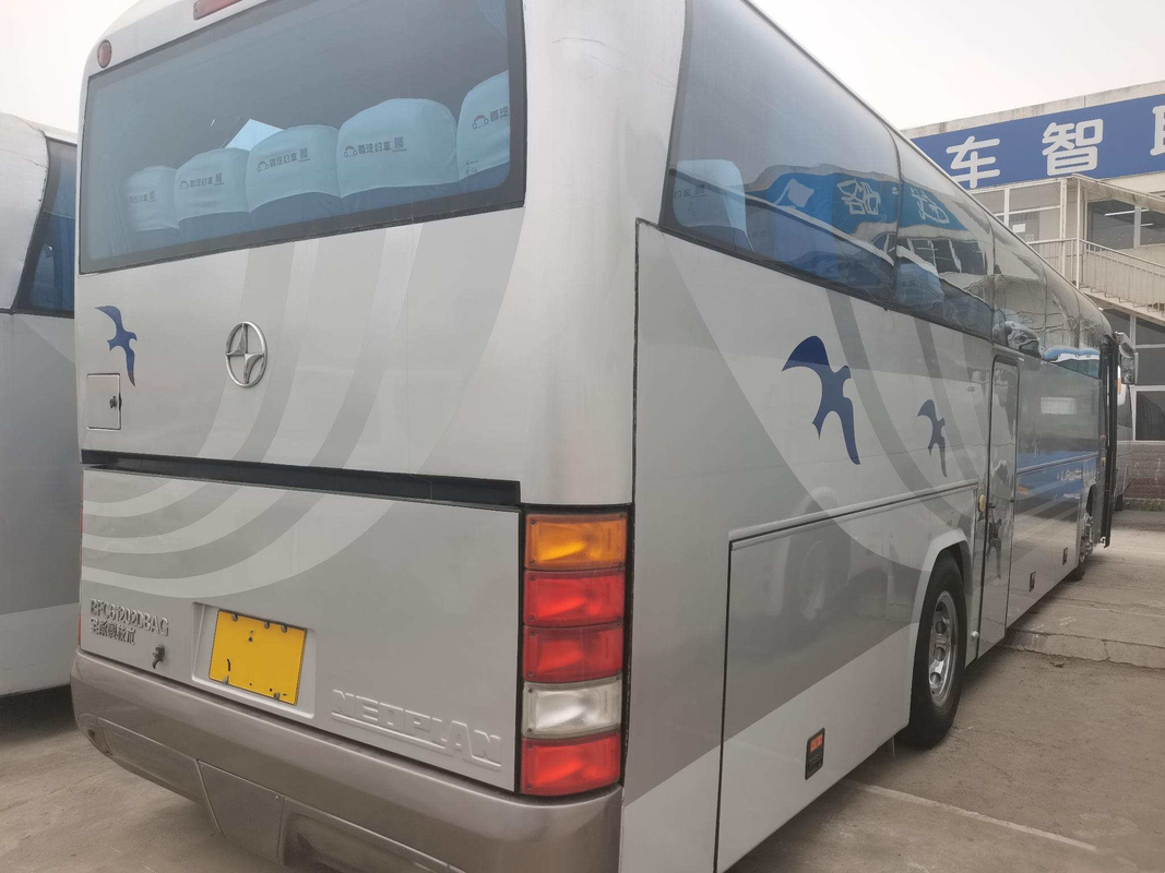 Marca del autobús BFC6120 China de Beifang del autobús del pasajero de la impulsión de la mano izquierda de Bus 53 Seat del coche