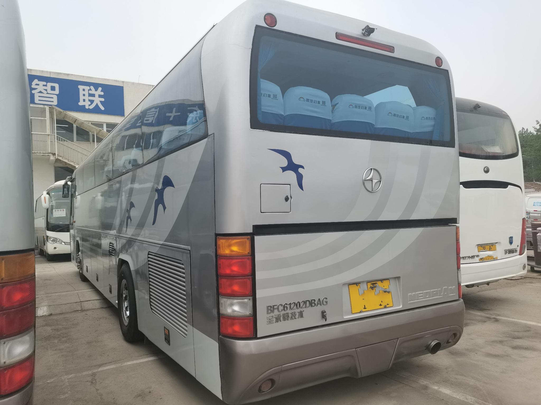 Marca del autobús BFC6120 China de Beifang del autobús del pasajero de la impulsión de la mano izquierda de Bus 53 Seat del coche