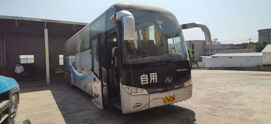 El autobús XMQ6113 de Kinglong transporta los accesorios usados del autobús del bus turístico 49seats del diseño 2016 entrena