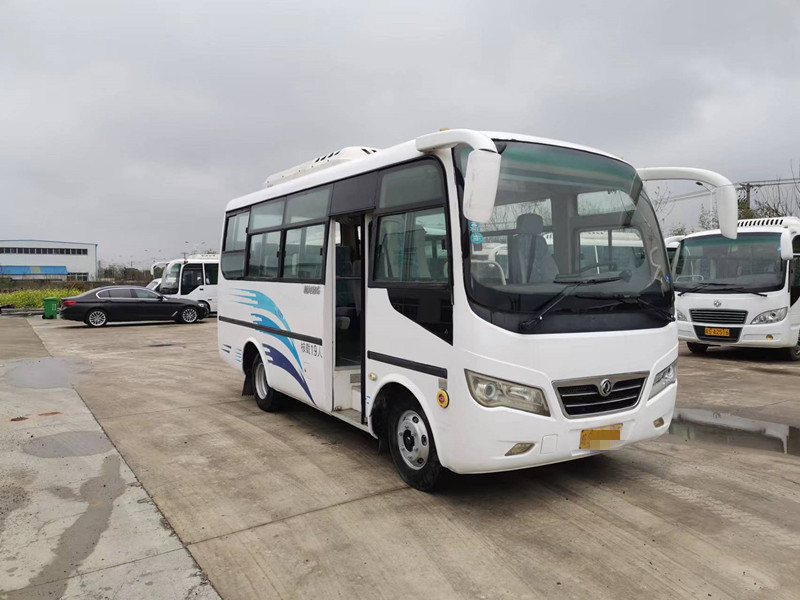 2016 mano usada asientos Dfac Mini Bus Left Hand Drive del autobús segundo del año 19 ningún árbol del accidente 2