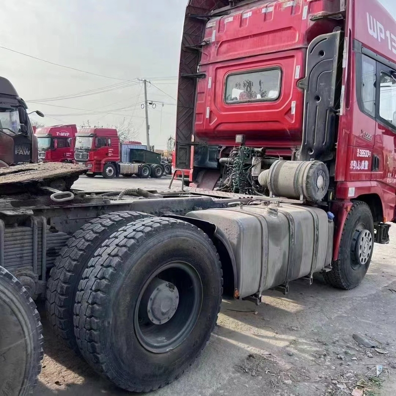 El tractor usado 420hp del camión de Shacman utilizó el camión del tractor de la cabeza 6*4 50tons del tractor en venta