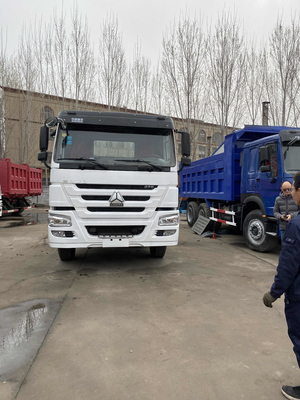 Sinotruck resistente Howo utilizó el camión del tractor con pintura del motor 371HP de Weichai la nueva