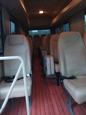 Autobús usado 2017 del año 23 Seater Iveco con el aire acondicionado de Seat de cuero en buenas condiciones