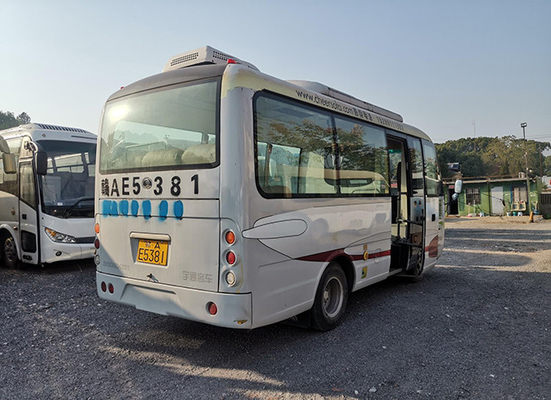 6 la mano derecha de Mini City Travelling Diesel Engine del autobús de Yutong de la mano de los asientos segundos Rive 132KW