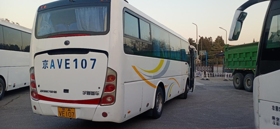El autobús de lujo de Yutong de la mano de los asientos de Bus 39 del coche utilizó en segundo lugar el autobús Rhd Lhd de la ciudad de Innter en venta