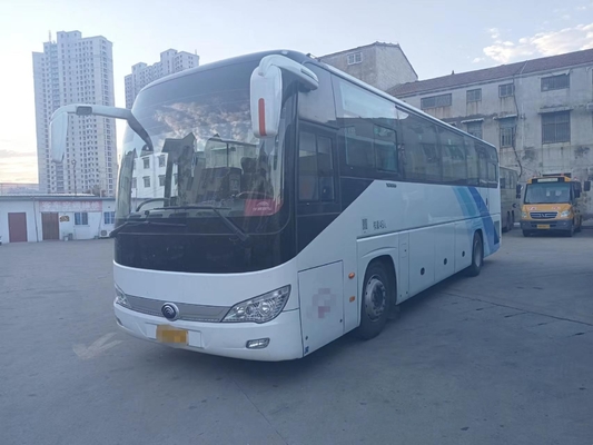 Autobús de lujo usado equipaje de los asientos ZK6119 Yutong del autobús 48 con los coches posteriores del motor de la puerta media
