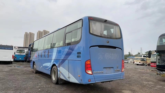 El aire acondicionado azul del color del motor de Yuchai de la disposición de los asientos de los asientos 2+3 del Microbus 60 de la segunda mano utilizó a Tong Bus joven ZK6107
