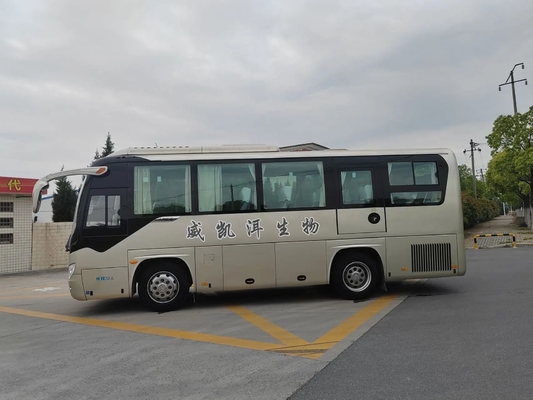 Coches de pasajero usados 8 metros de la transmisión manual de Tong Bus ZK6816 del motor 32 de aire acondicionado raro joven de los asientos