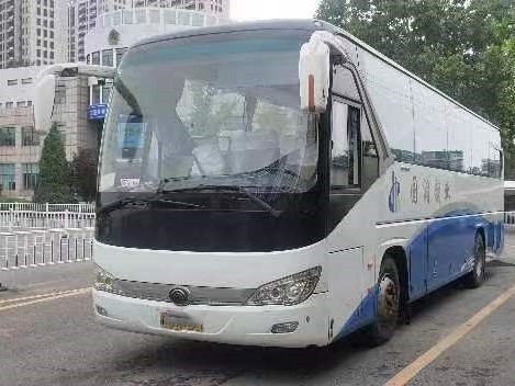 Autobuses de lujo usados 47 asientos 2 puertas del pasajero 11 metros del motor de mano rara larga Tong Bus joven ZK6117 del aire/acondicionado 2do
