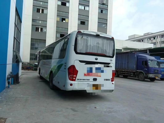 el 2do coche de la mano neumáticos del motor de Yuchai de los asientos de 2018 años 46 los nuevos con el retardador utilizó el autobús ZK6115 de Yutong