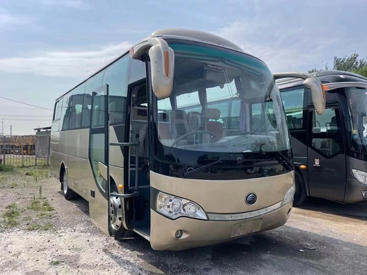 Autobús viejo 35 asientos Yutong ZK6808 portaequipaje Transmisión manual con aire acondicionado