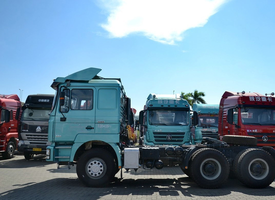 Camión cabeza de tractor Shacman F3000 Caballo 10 ruedas 336hp transporte diario de productos industriales