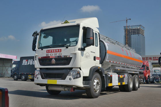 Sinotruk ZZ1257 T5G Diésel de carenado superior 240HP 14.5T 6X4 Tanque de combustible 20.25m3 HOWO Camión cisterna de petróleo