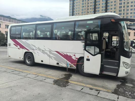 Autobús de segunda mano 38 asientos Autobús de recorrido medio Yutong ZK6906 Con suspensión de bolsas de aire de 8 metros de largo