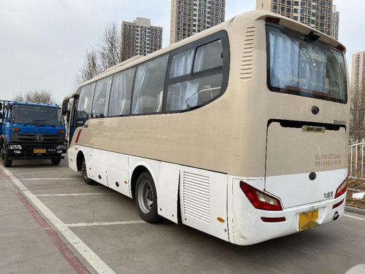 El modelo usado XMQ6802 32 del autobús de Kinglong asienta el bus turístico usado la impulsión de acero de la mano izquierda del chasis