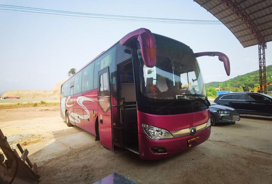La marca usada ZK6116 48 de Yutong del bus turístico asienta la dirección izquierda que embala desnuda del chasis del saco hinchable del autobús del pasajero de las puertas dobles