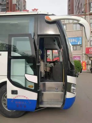 39 coche usado autobús usado asientos Bus de Yutong ZK6908 2010 años que dirigen los motores diesel de LHD