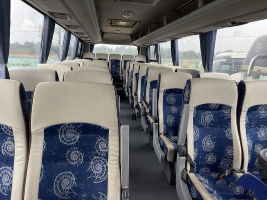 El autobús usado XMQ6859 37 de Kinglong asienta el bus turístico usado III de acero del euro del motor de la parte posterior de Yuchia de la puerta del chasis solo