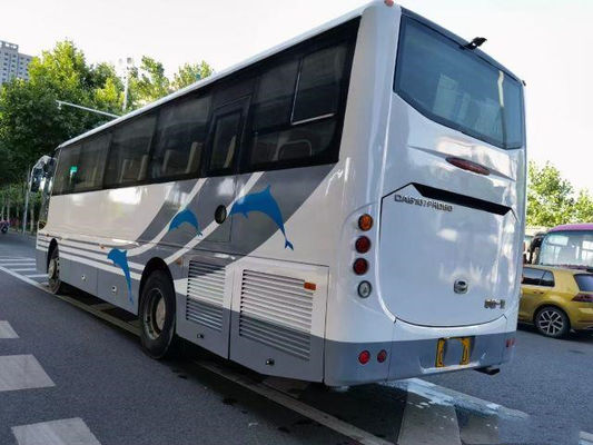 El autobús y el coche AC6107 de Faw utilizaron el kilómetro bajo del motor 162kw de los asientos CA6 de Bus 46 del coche de alta calidad