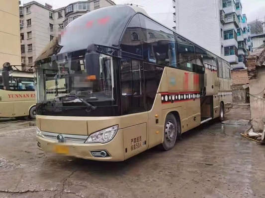 El autobús usado 2018 años Yutong utilizó color de oro diesel del aire/acondicionado de la ayuda del autobús Zk6122 50 Seat Lhd del viaje