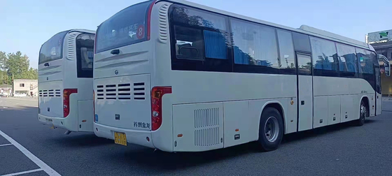 Un autobús más alto en autobús usado largo del práctico de costa de Toyota de la disposición de los asientos RHD Front Engine 2+3 de Buses 65 del coche de Tanzania KLQ6129 Yutong