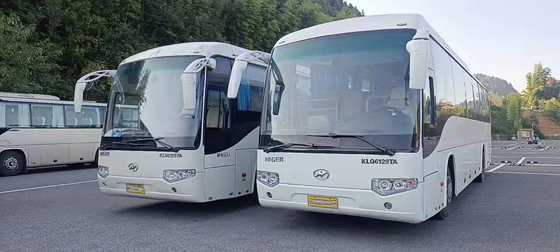 Un autobús más alto en autobús usado largo del práctico de costa de Toyota de la disposición de los asientos RHD Front Engine 2+3 de Buses 65 del coche de Tanzania KLQ6129 Yutong