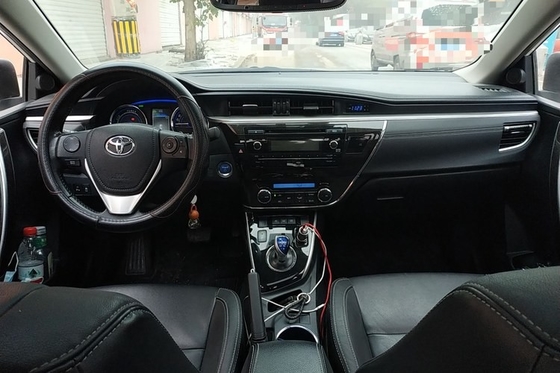 Coches eléctricos de alta velocidad usados del coche de Corolla con el coche blanco del sedán de las puertas del color 4 de los asientos del pionero 5 de Corolla 2021 1.2T S-CVT