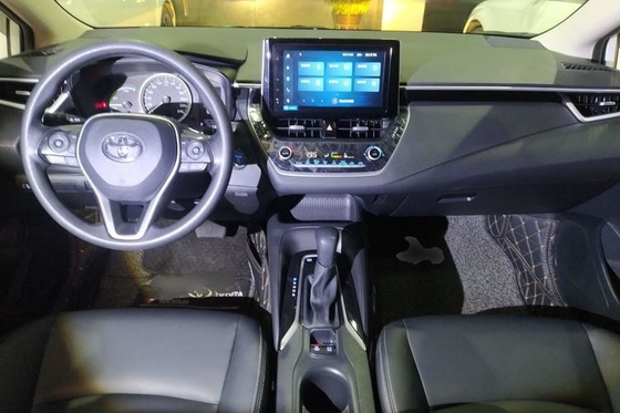 Vehículo usado de New Energy del coche de Corolla con el coche blanco del sedán de las puertas del color 4 de los asientos del pionero 5 de Corolla 20191.2T S-CVT