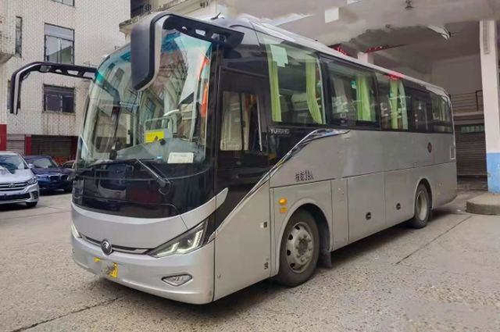 Yutong utilizó el coche Bus Luxury del autobús ZK6907 de 2021 39 asientos que el autobús de Yutong valora el chasis diesel del saco hinchable