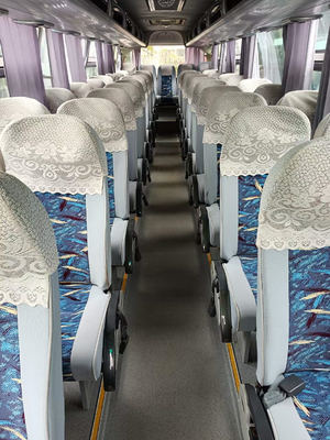 Los vehículos de transporte público usados utilizaron los bus turístico diesel de LHD utilizaron al coche interurbano Buses de los pasajeros