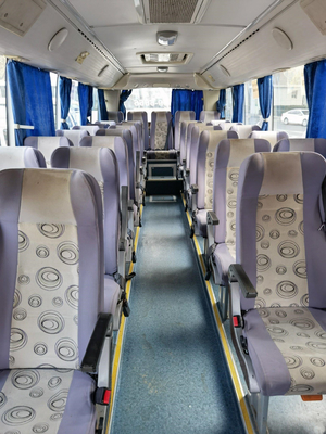 Yutong de lujo de segunda mano transporta 24-35 asientos públicos diesel usados que la ciudad transporta LHD utilizó al coche Buses In 2014 años