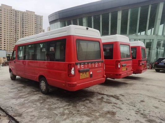 Nueva llegada 2017 diesel usado autobús usado Iveco del microbús 129Hp de los asientos del año 19
